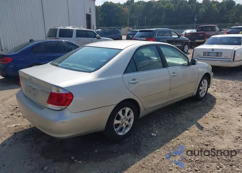 2006 Toyota Camry Xle z USA, uszkodzony, nr VIN 4T1BE30K46U670600